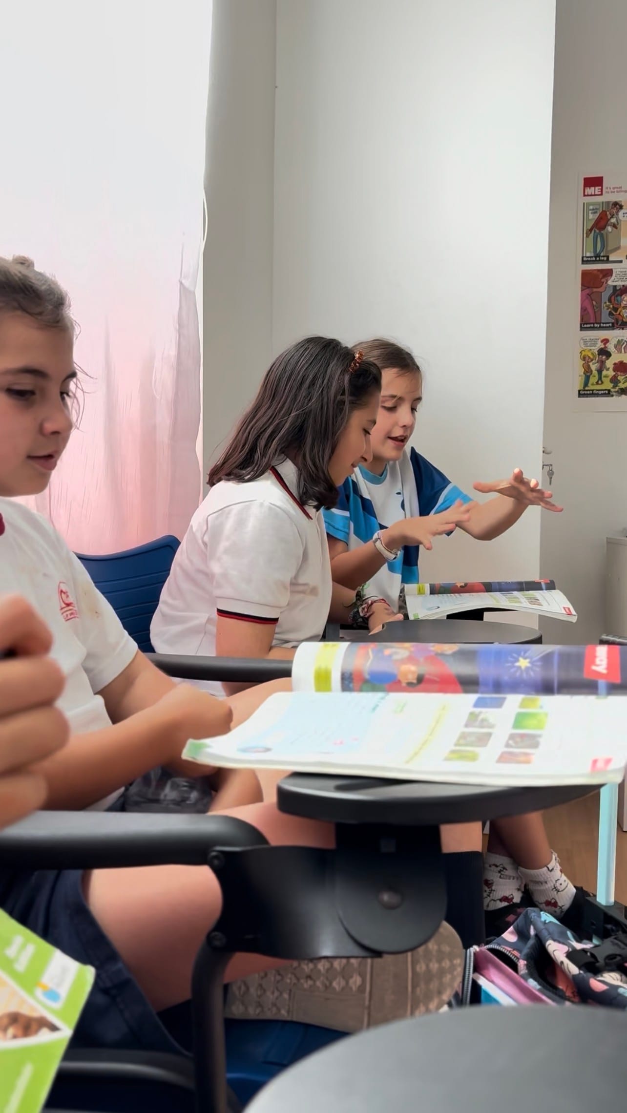 Clase inglés primaria ambiente positivo La Vaguada Barrio del Pilar Madrid