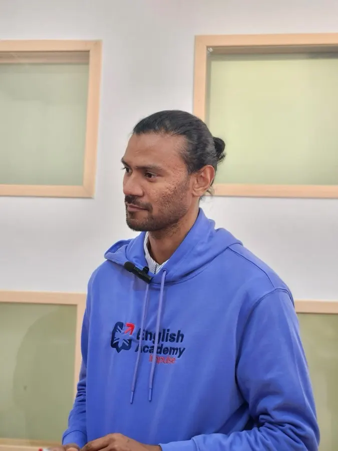JP, director de estudios de Impulse English Academy, responsable de las clases de inglés infantil en La Vaguada