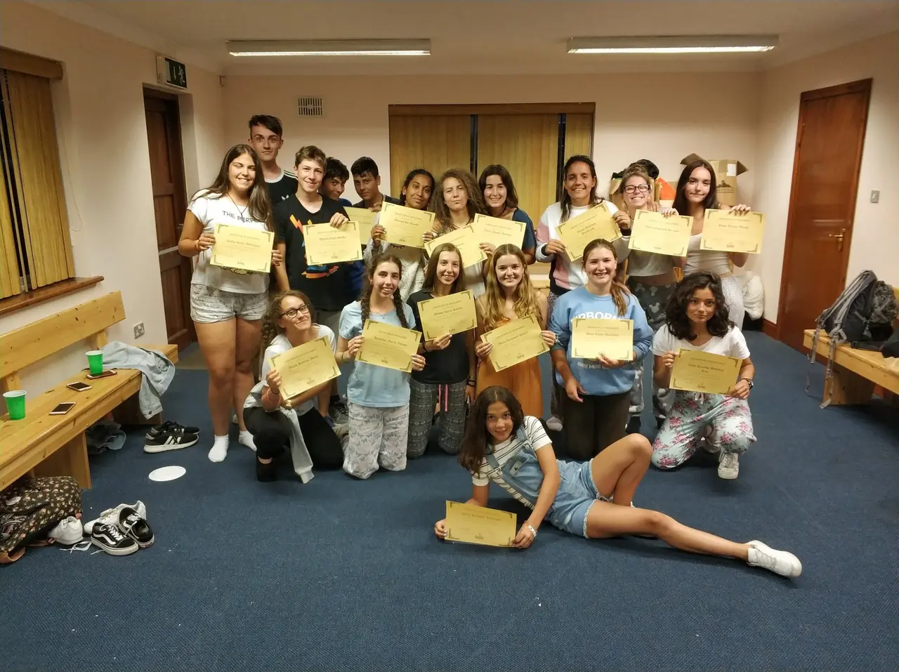 Alumnos y monitores en Irlanda Estudiantes españoles de Impulse English en Irlanda con sus monitores