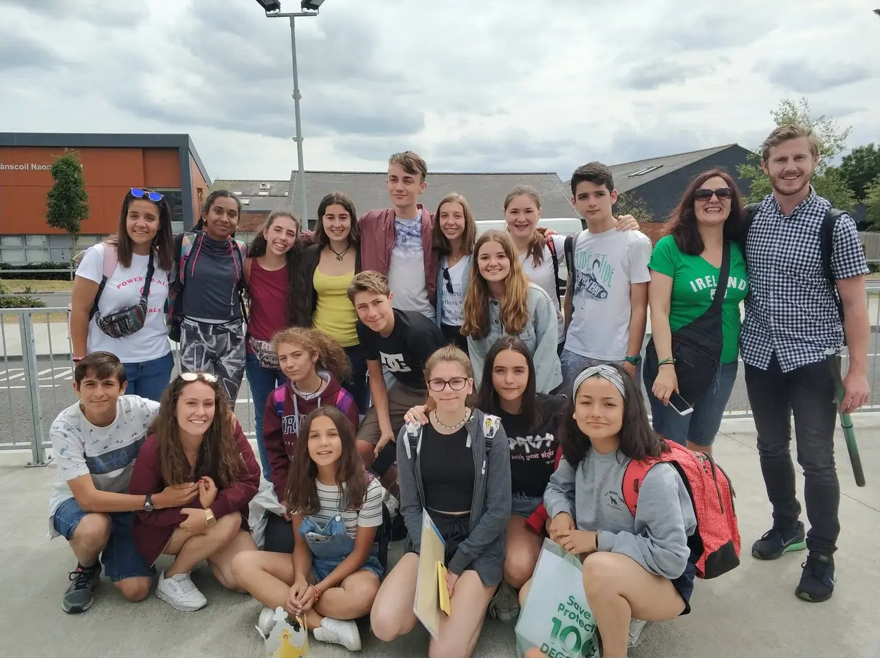 Actividad del programa en Irlanda Estudiantes de Impulse English en una actividad del programa de inmersión en Irlanda