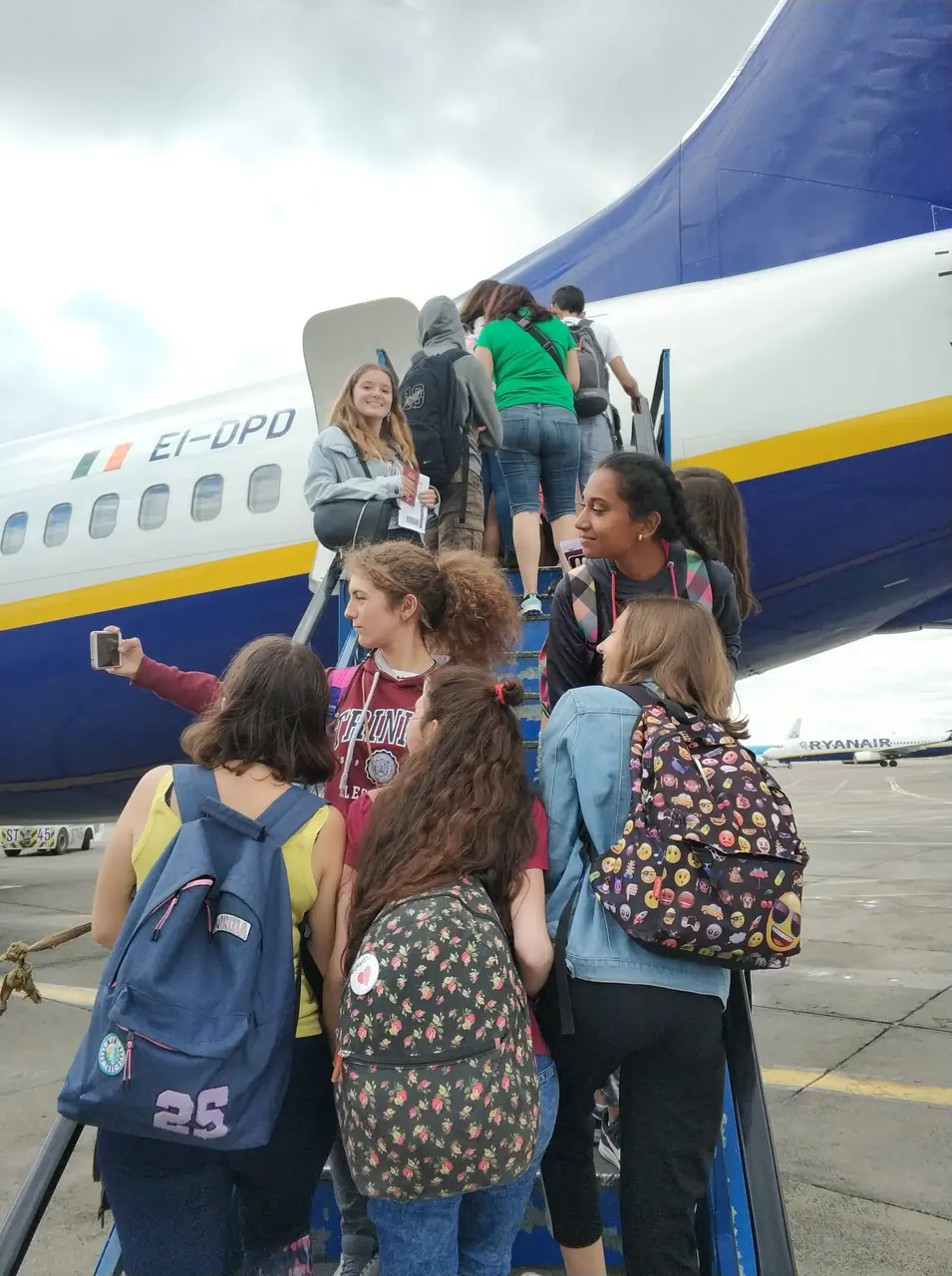 Estudiantes españoles de Impulse English en Irlanda con sus monitores